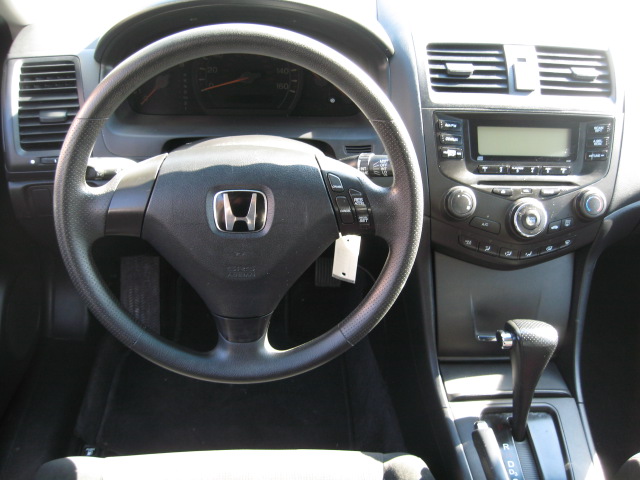 Honda Accord 2004 #11