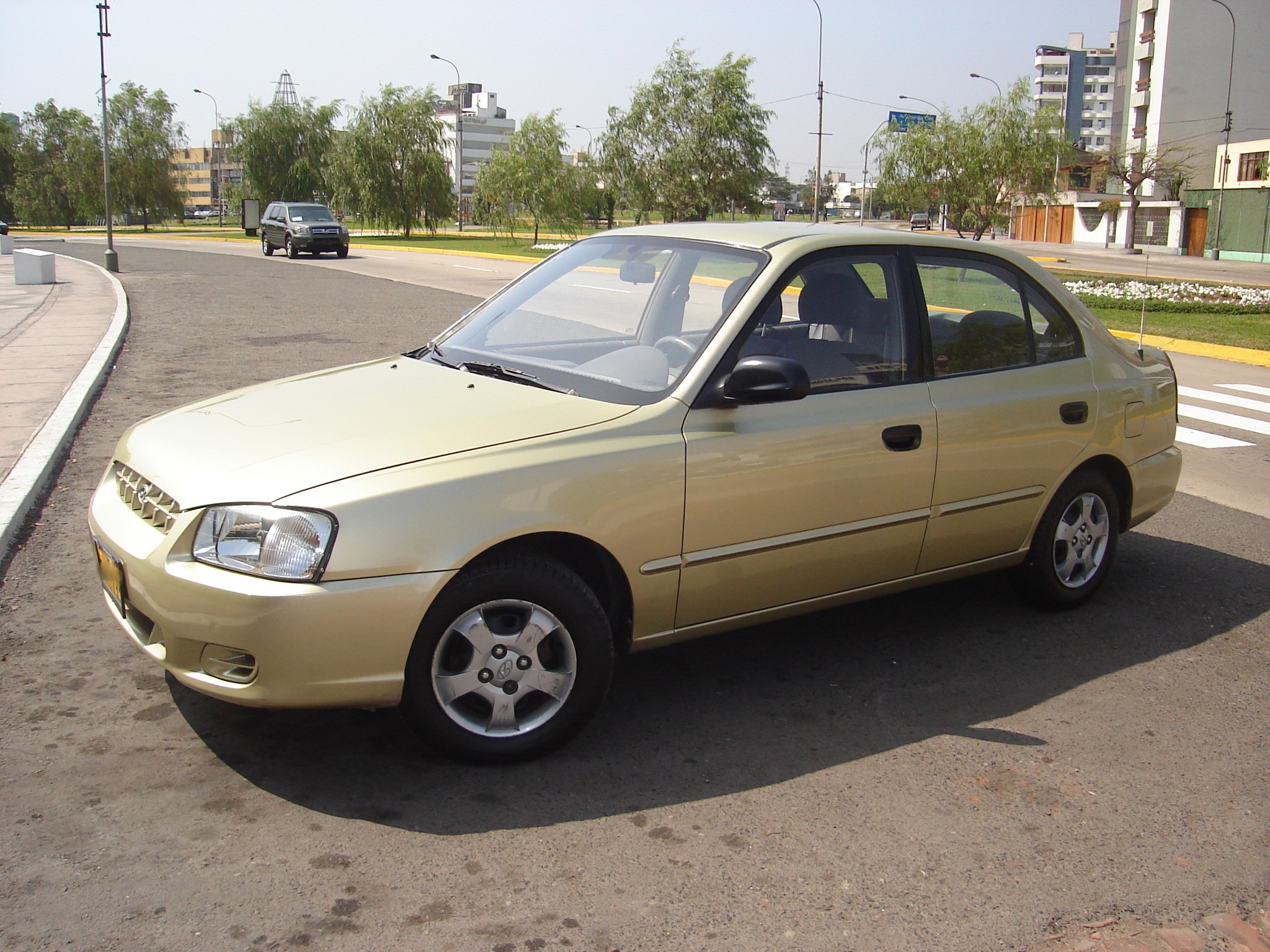 Hyundai Accent 2000 #10