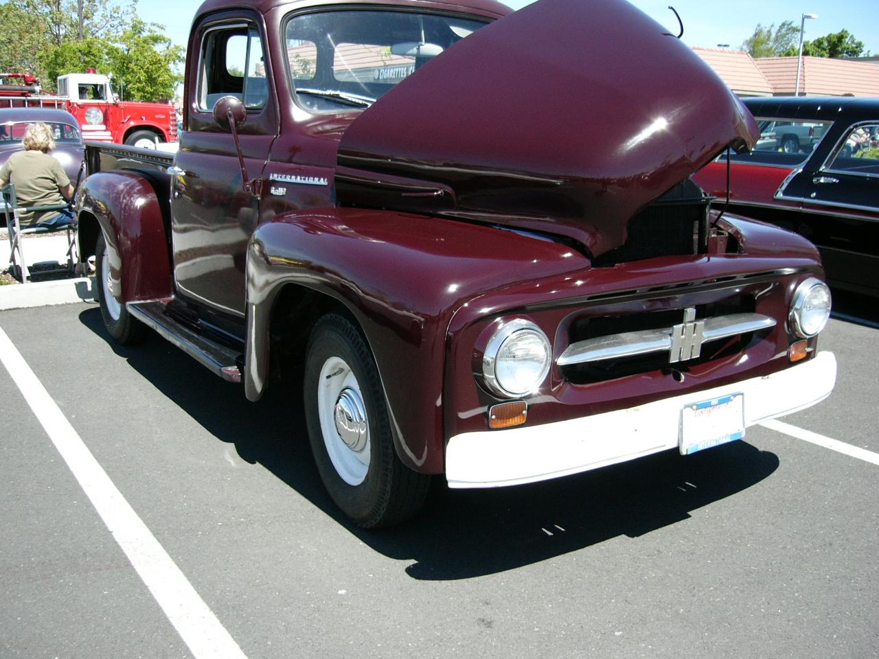 International Pickup 1954 #11