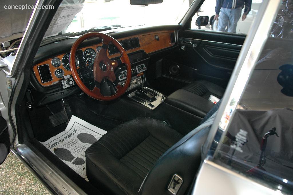 Jaguar XJ6 1975 #1