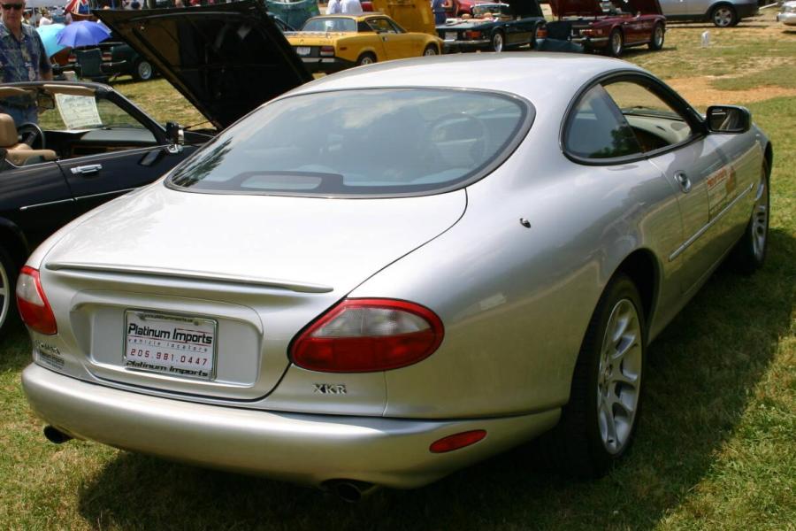 Jaguar XKR 2000 #13
