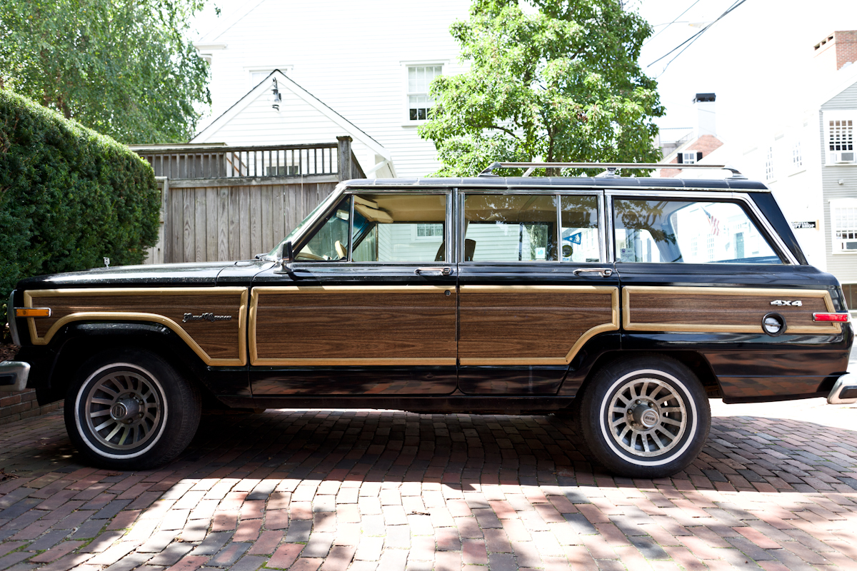 Jeep Grand Wagoneer 1985 #11