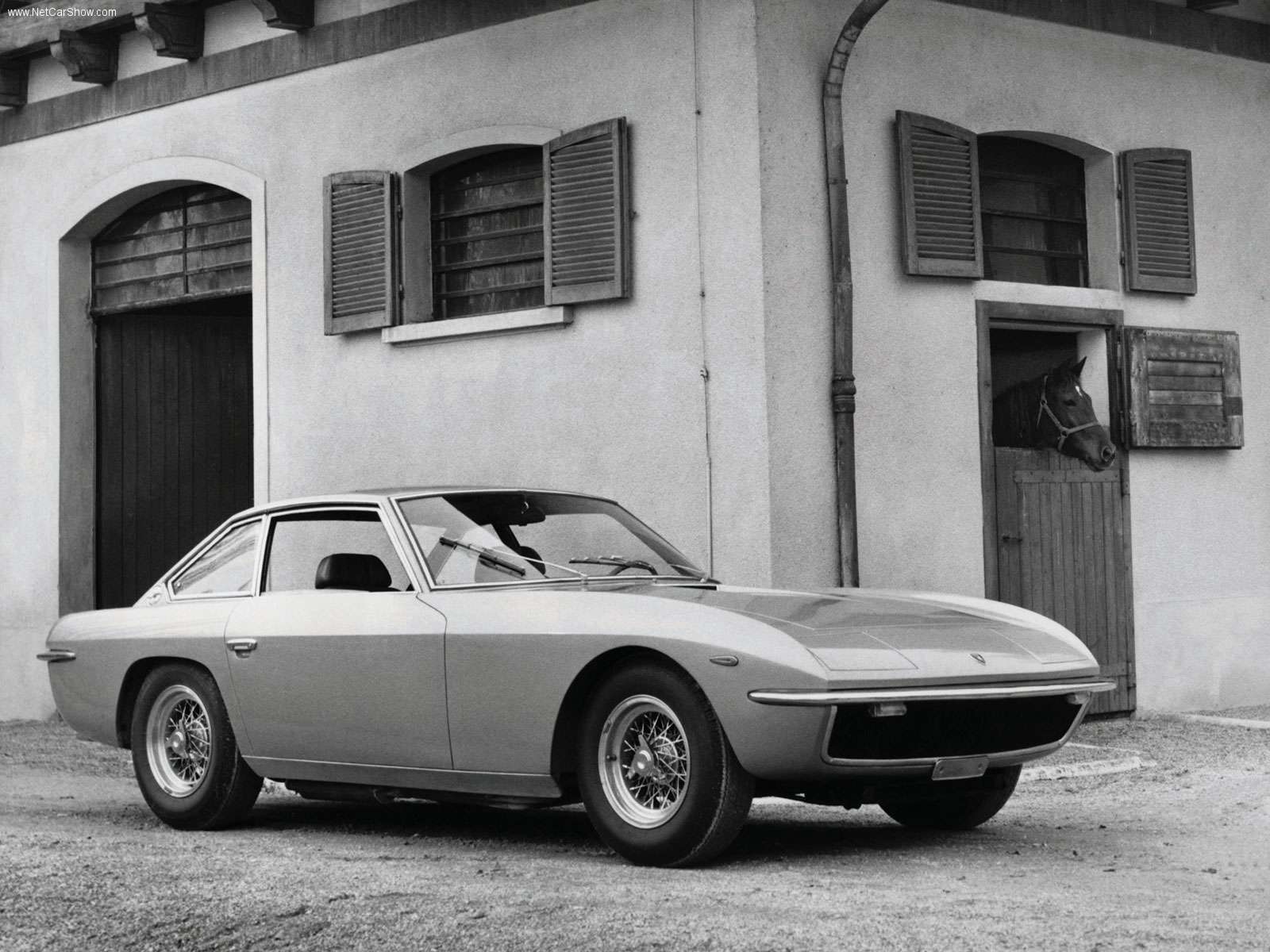 Lamborghini Islero #9