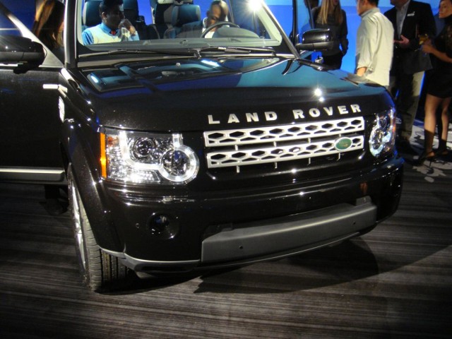 Land Rover LR4 2010 #10
