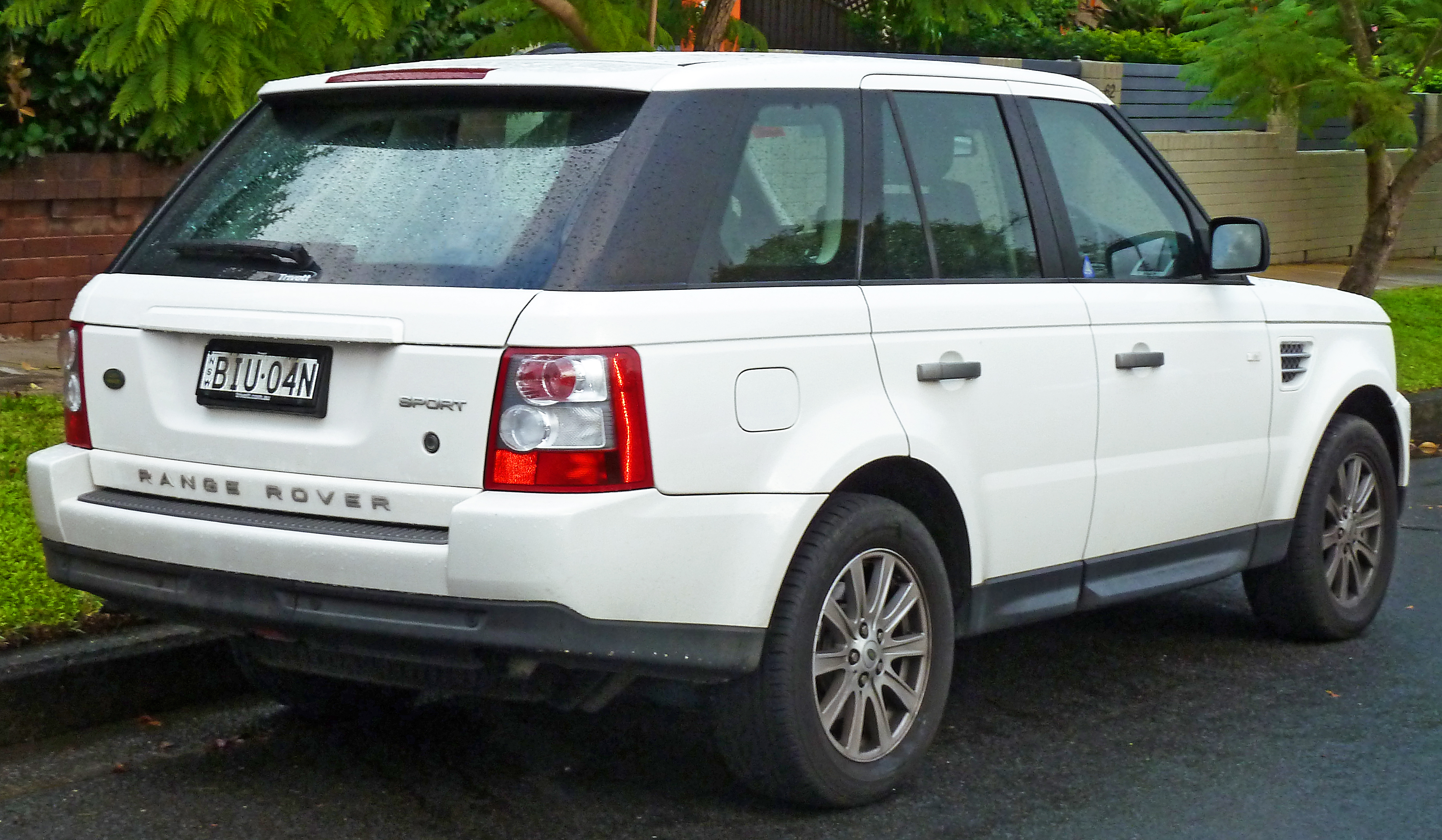 2008 Land Rover Range Rover Sport Information and photos