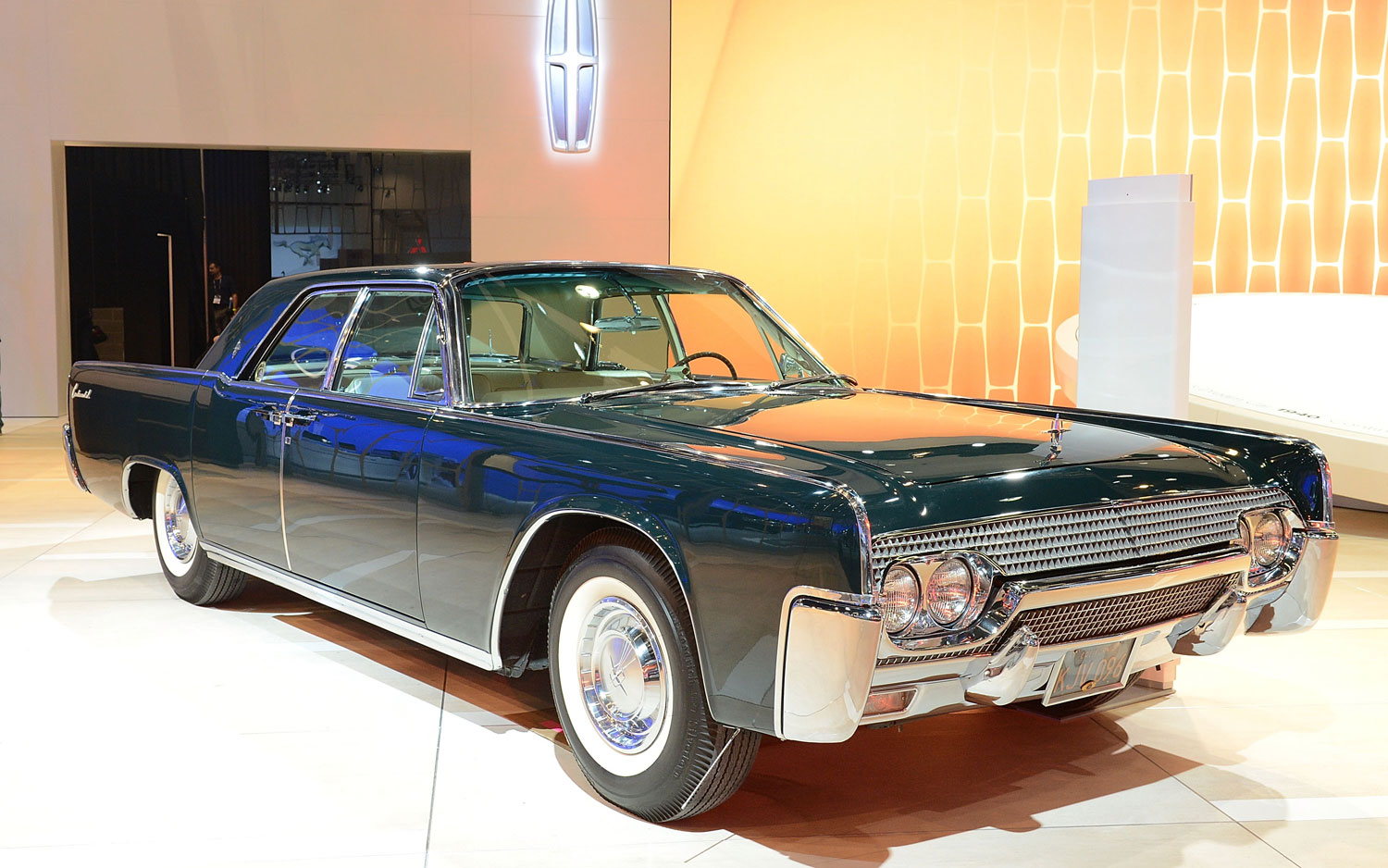 Lincoln Continental 1961 #9