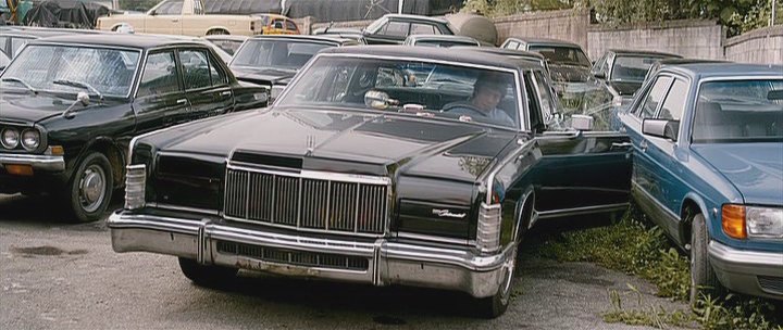 Lincoln Continental 1975 #11