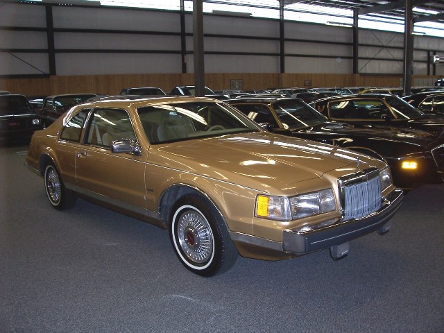 Lincoln Continental 1984 #9