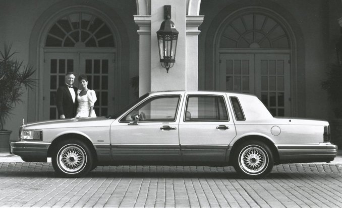 Lincoln Town Car 1990 #8