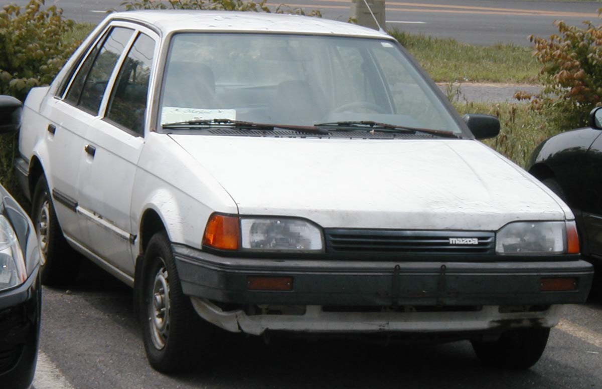 Mazda 323 1988 #2