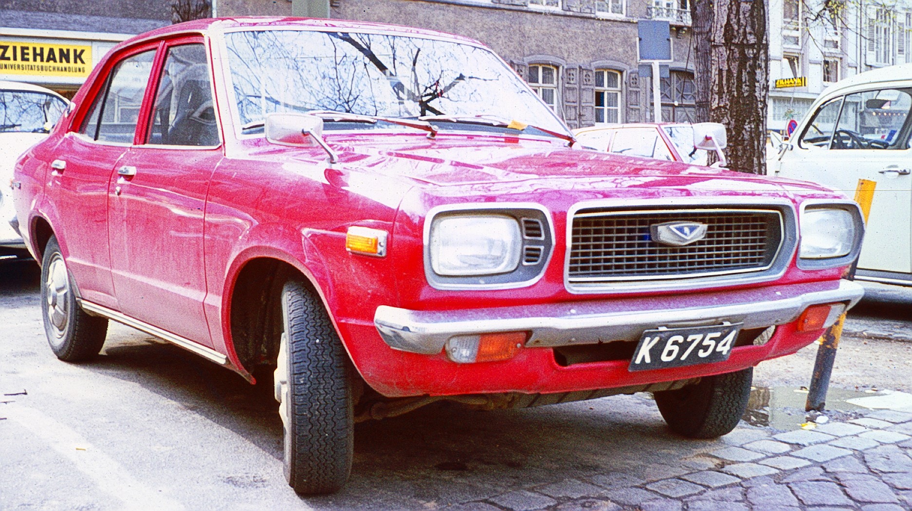 Mazda 808 1974 #2