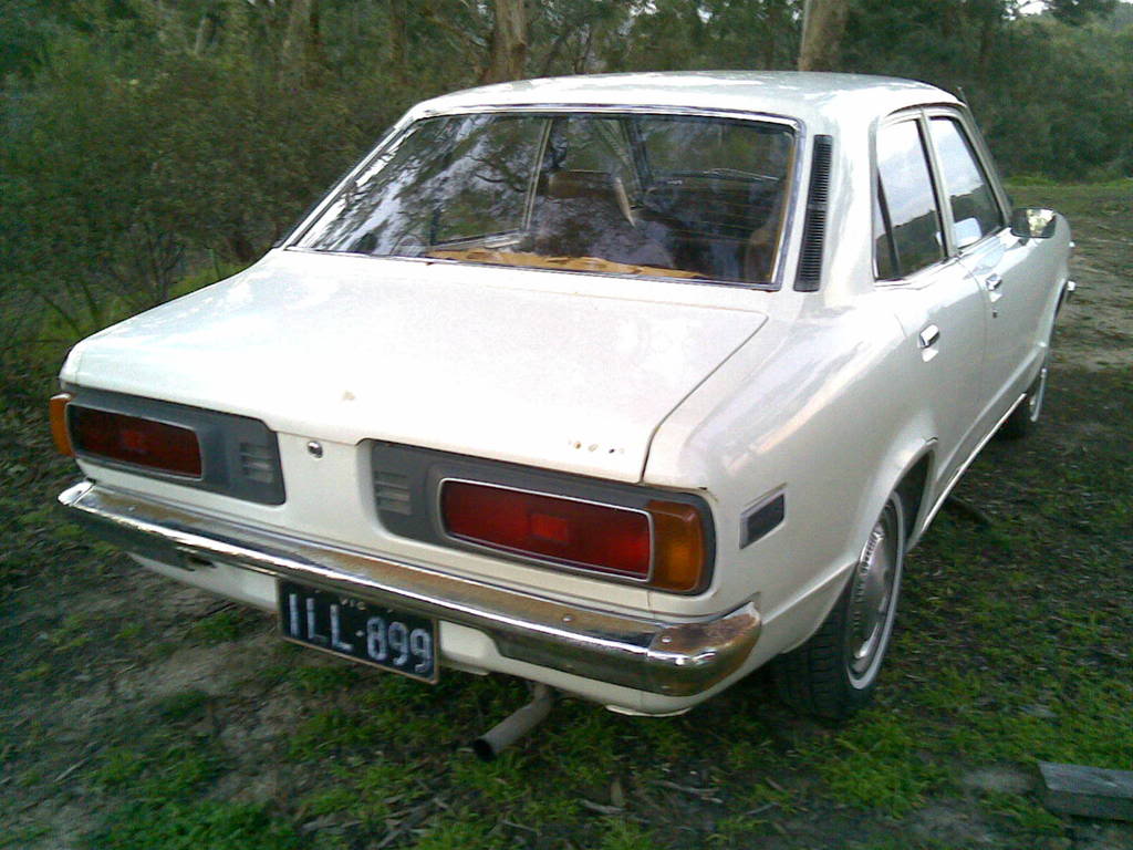 Mazda 808 1976 #1
