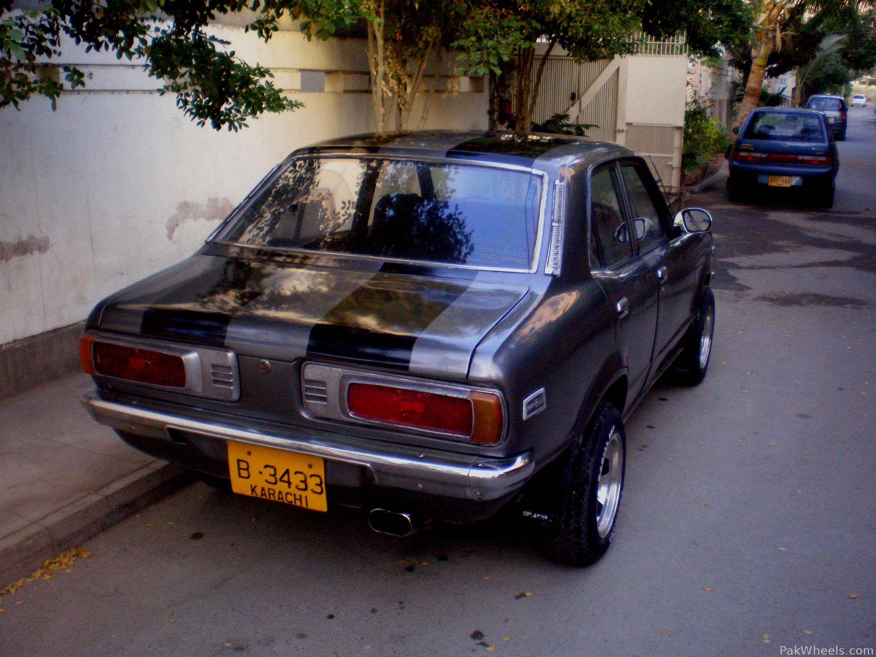 Mazda 808 1977 #3