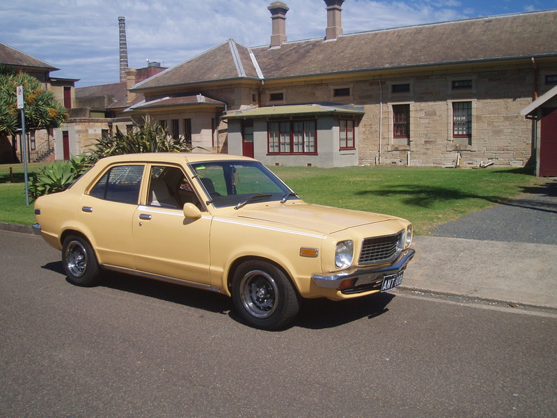 Mazda 808 1977 #9