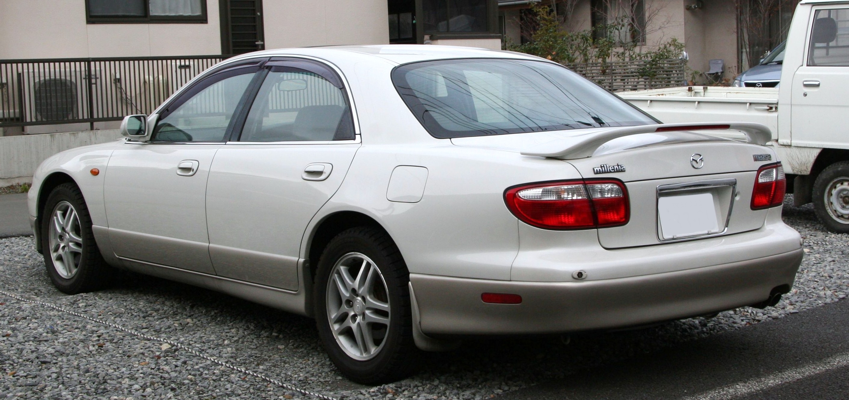 Mazda Millenia 2000 #3