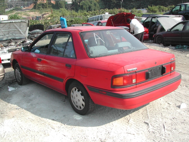 Mazda Protege 1991 #8