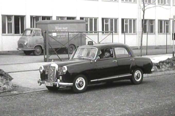 Mercedes-Benz 180 1954 #10