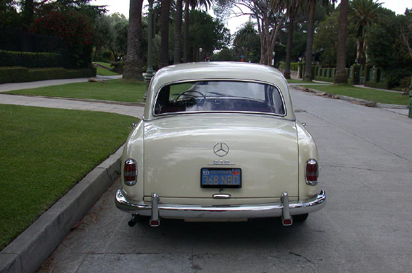 Mercedes-Benz 219 1957 #9
