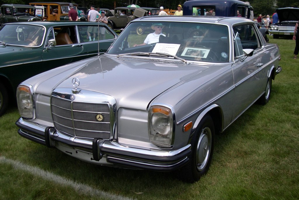 Mercedes-Benz 220 1972 #5