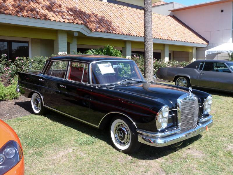 Mercedes-Benz 220S 1960 #7