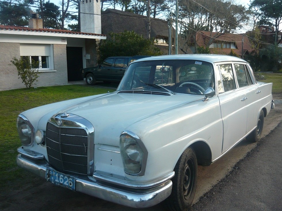 Mercedes-Benz 220S 1964 #9