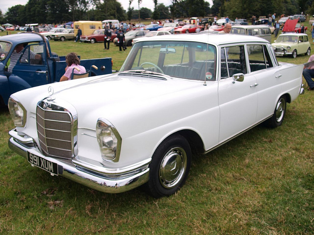 Mercedes-Benz 220SE 1961 #3