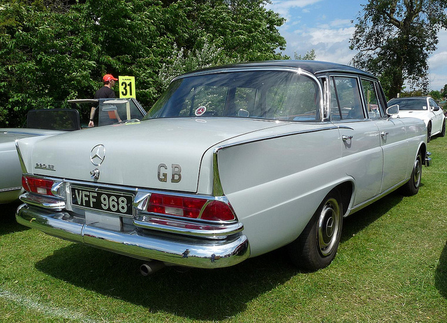 Mercedes-Benz 220SE 1961 #4