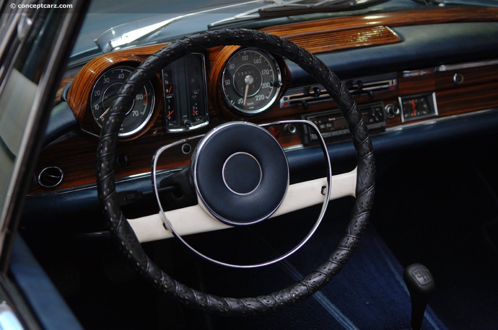 Mercedes-Benz 250SE 1966 #13