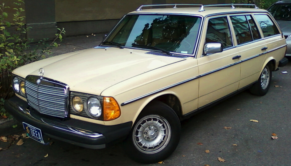 Mercedes-Benz 300TD 1982 #1