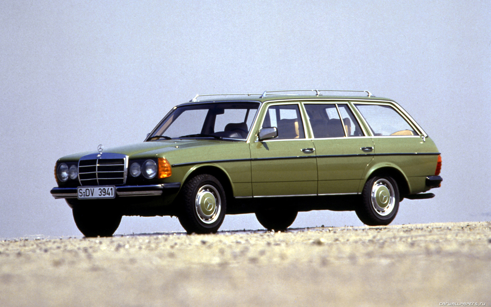 Mercedes-Benz E-Class 1986 #10
