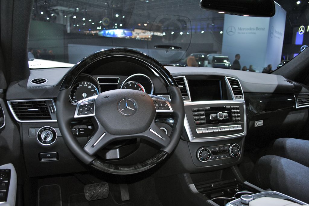 Mercedes-Benz GL-Class 2012 #3