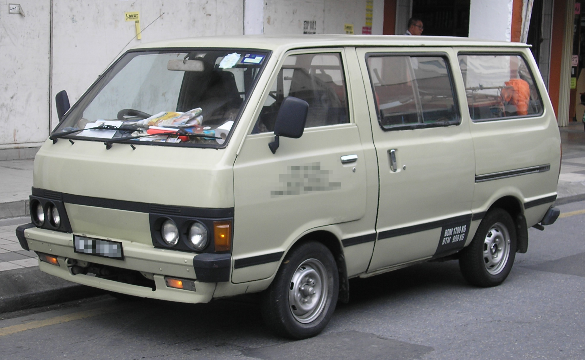 Mitsubishi Minivan 1988 #11