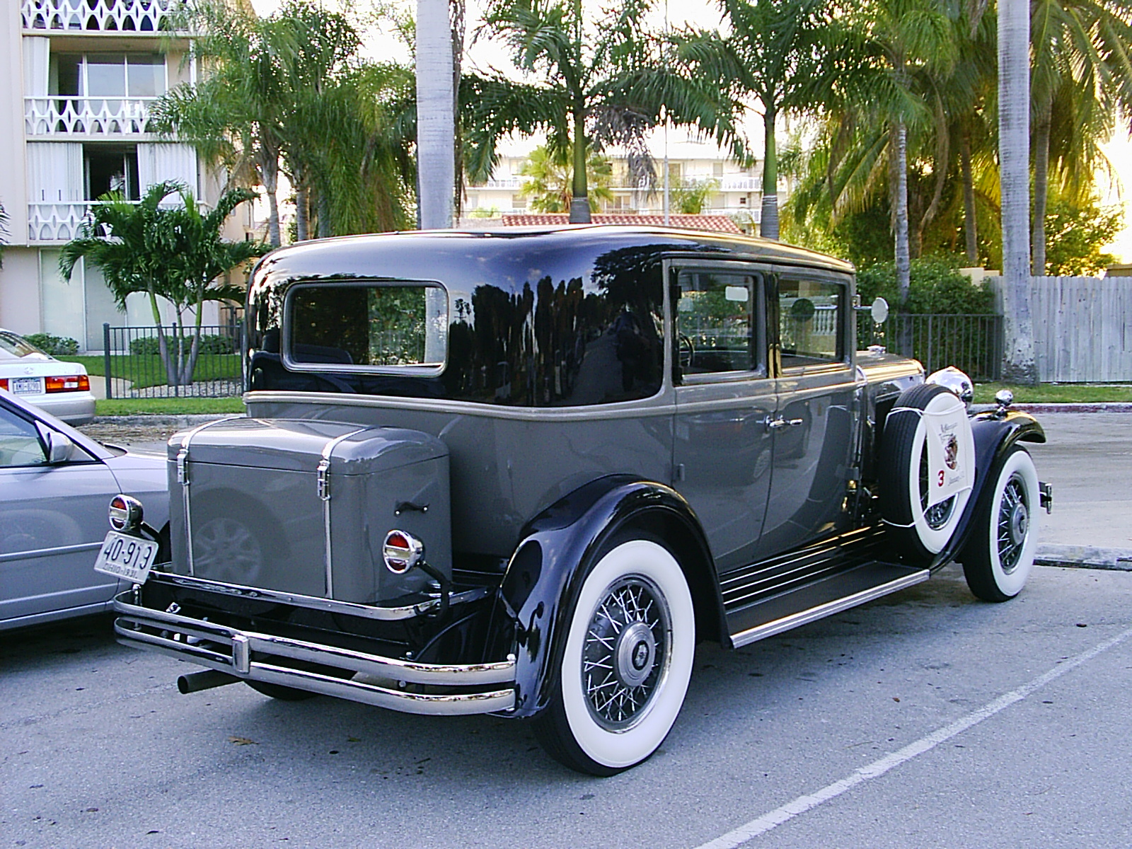 Nash Ambassador 1932 #1