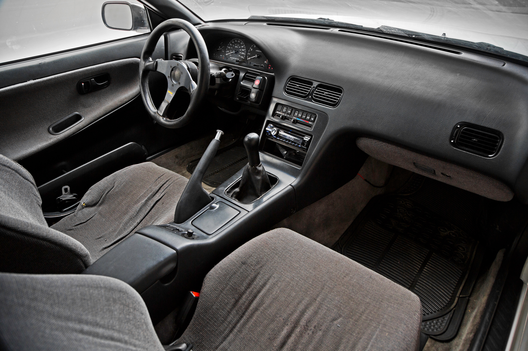 1993 Nissan Stanza Interior