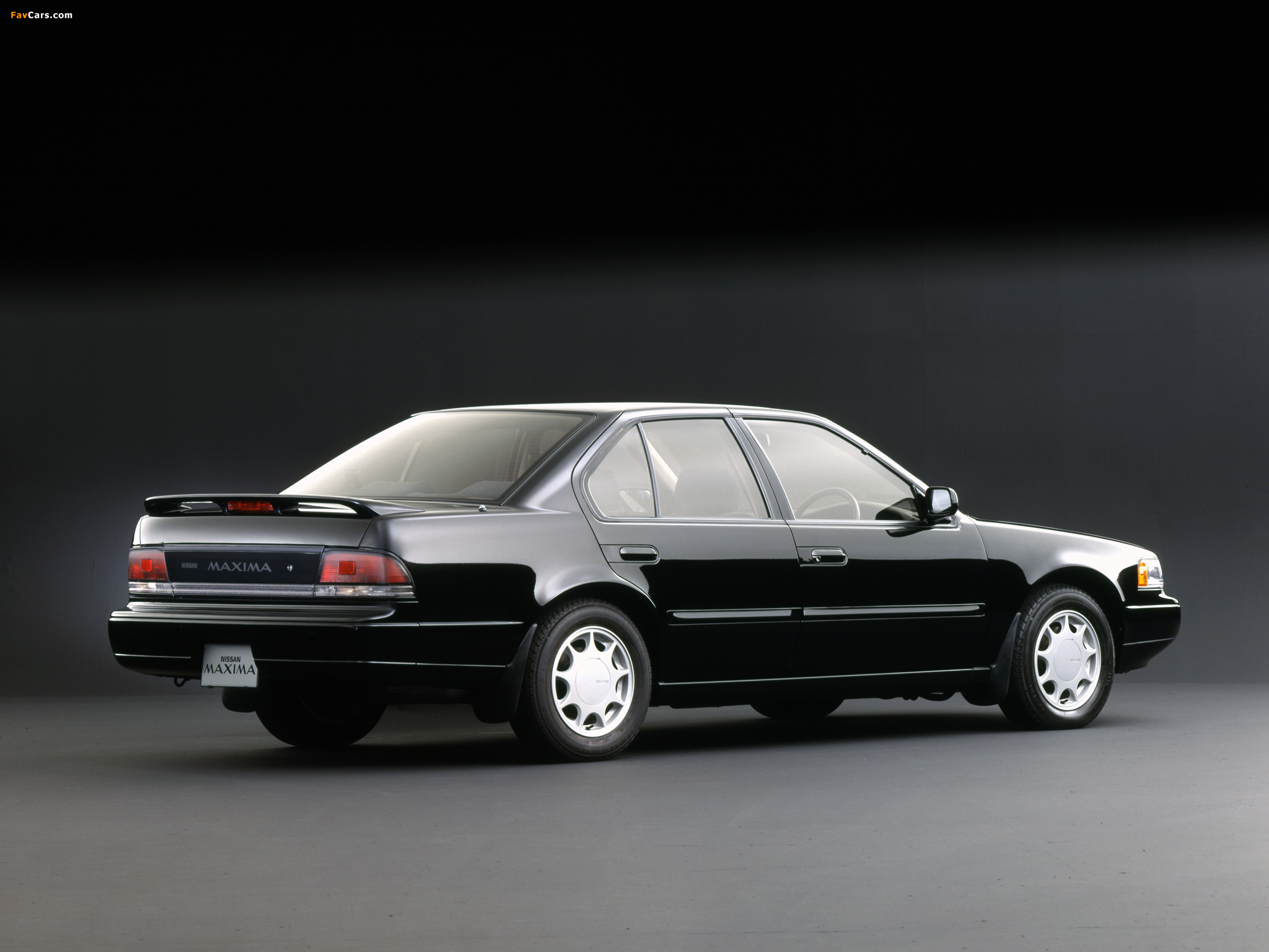 Nissan Maxima 1989 #3