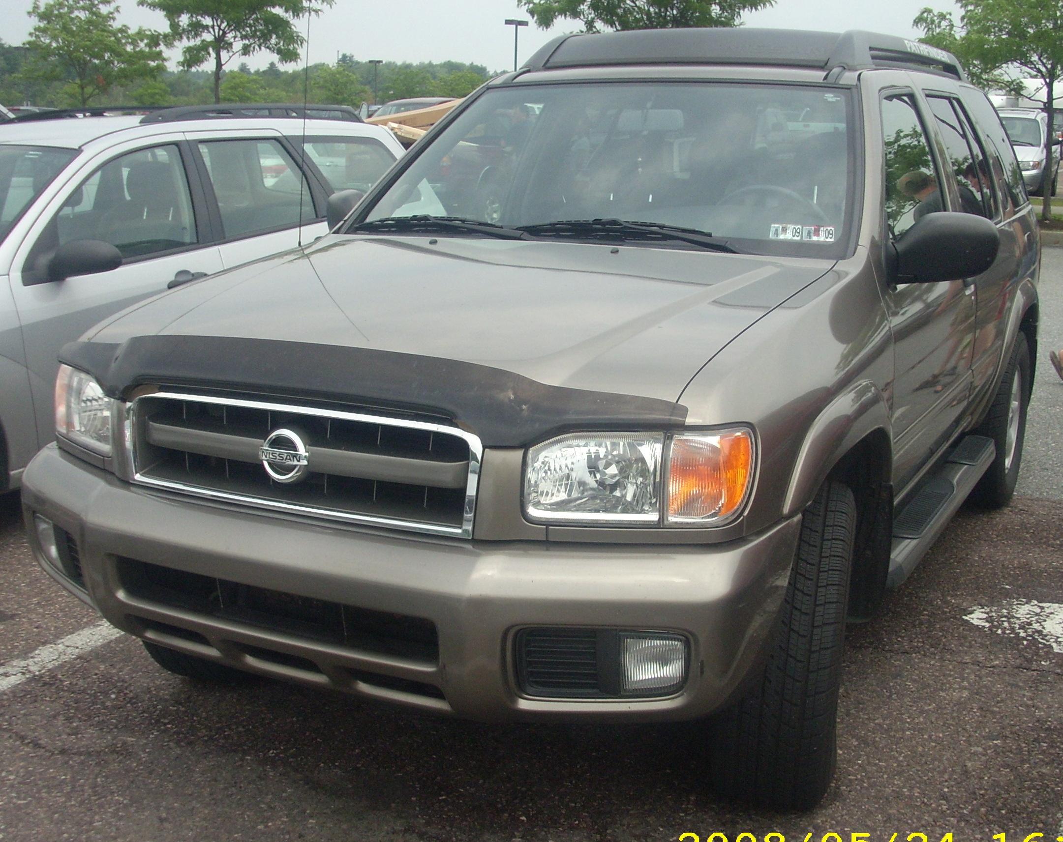 Nissan Pathfinder 2002 #8