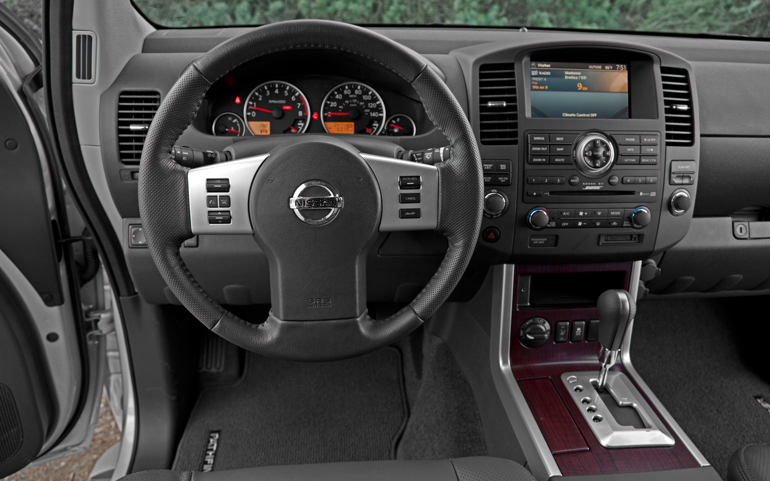 Nissan Pathfinder 2012 #8