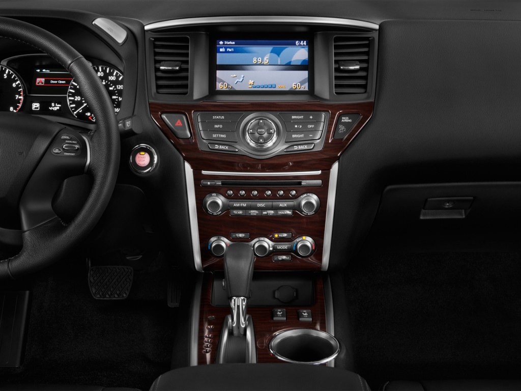 Nissan Pathfinder SL #7