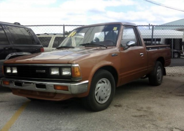 Nissan Pickup 1984 #2