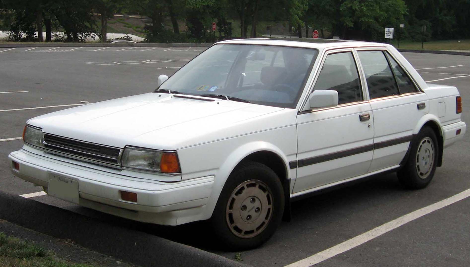 Nissan Stanza 1988 #4