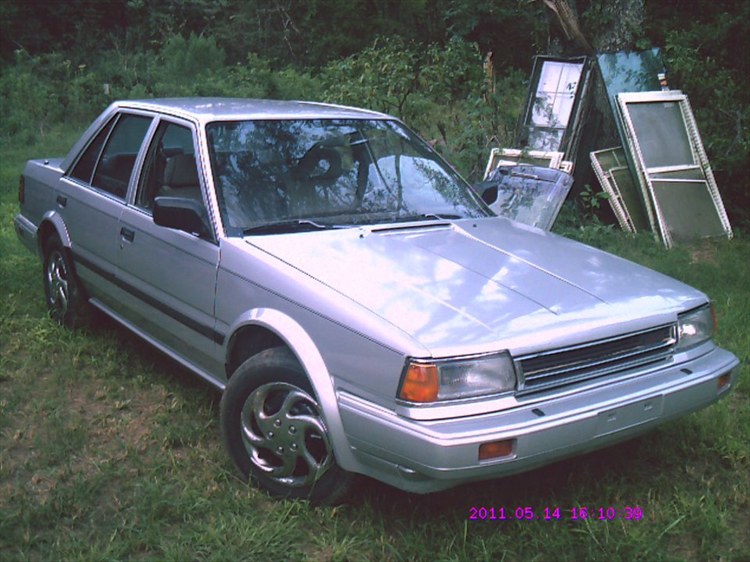 Nissan Stanza 1988 #9