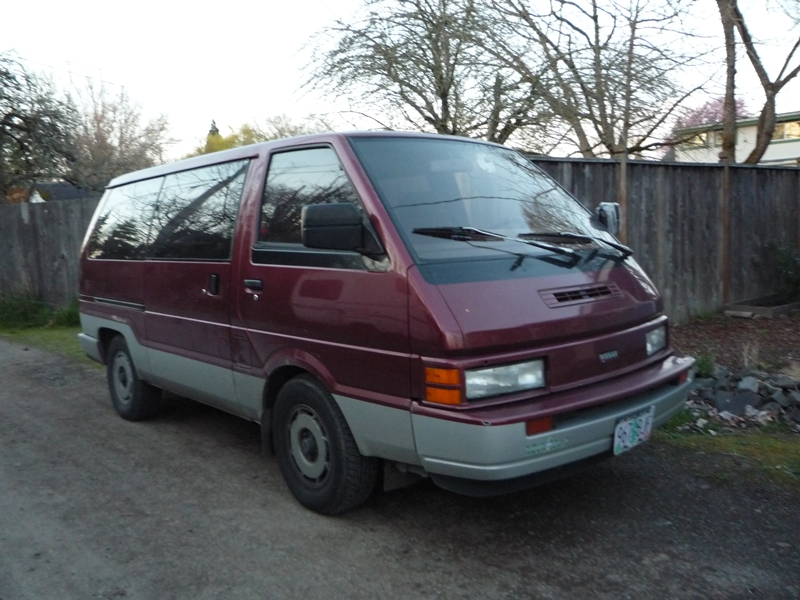 Nissan Van 1987 #11