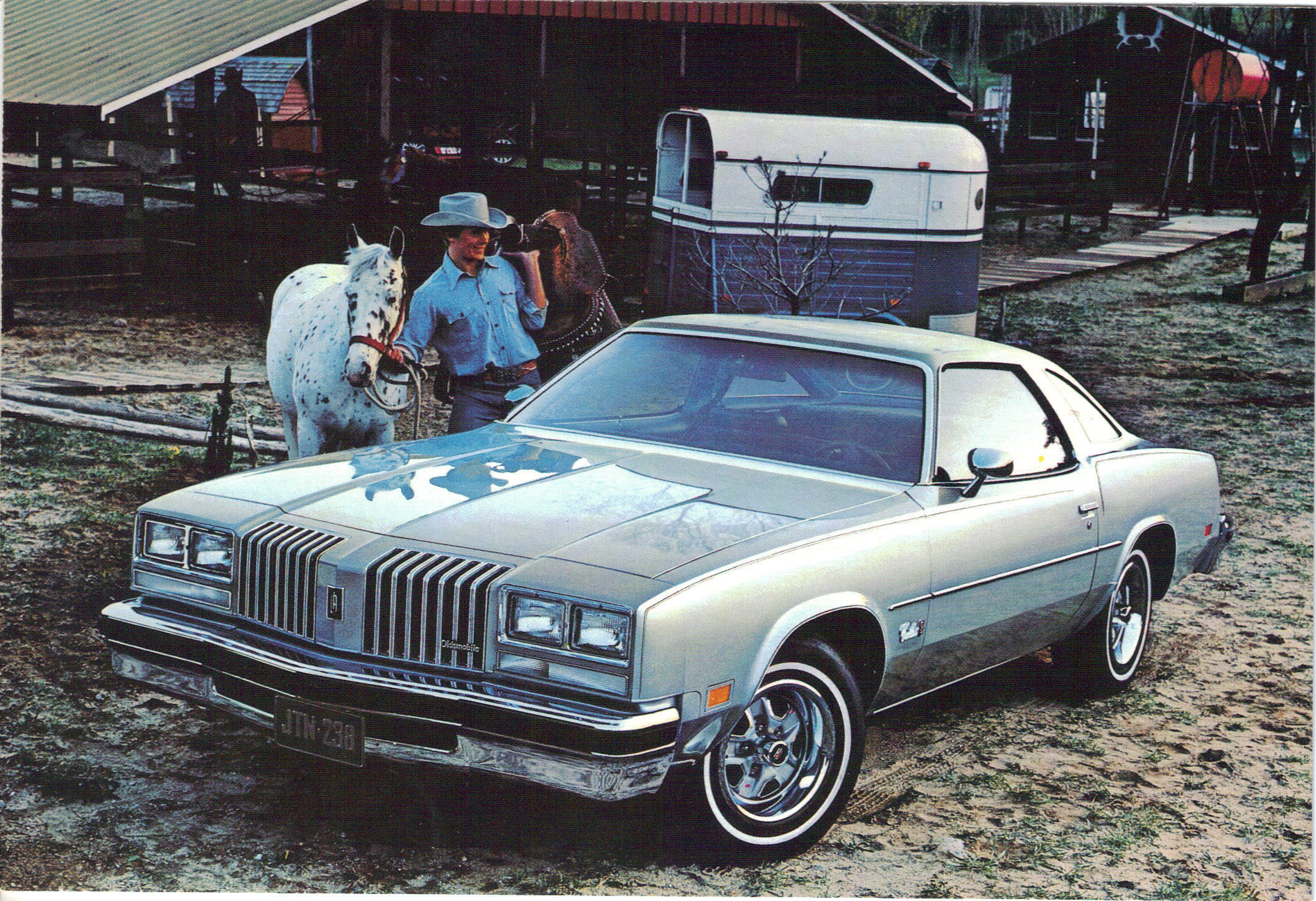 Oldsmobile Cutlass 1977 #11