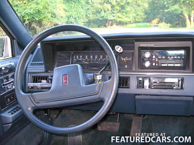 Oldsmobile Cutlass Cruiser 1989 #8