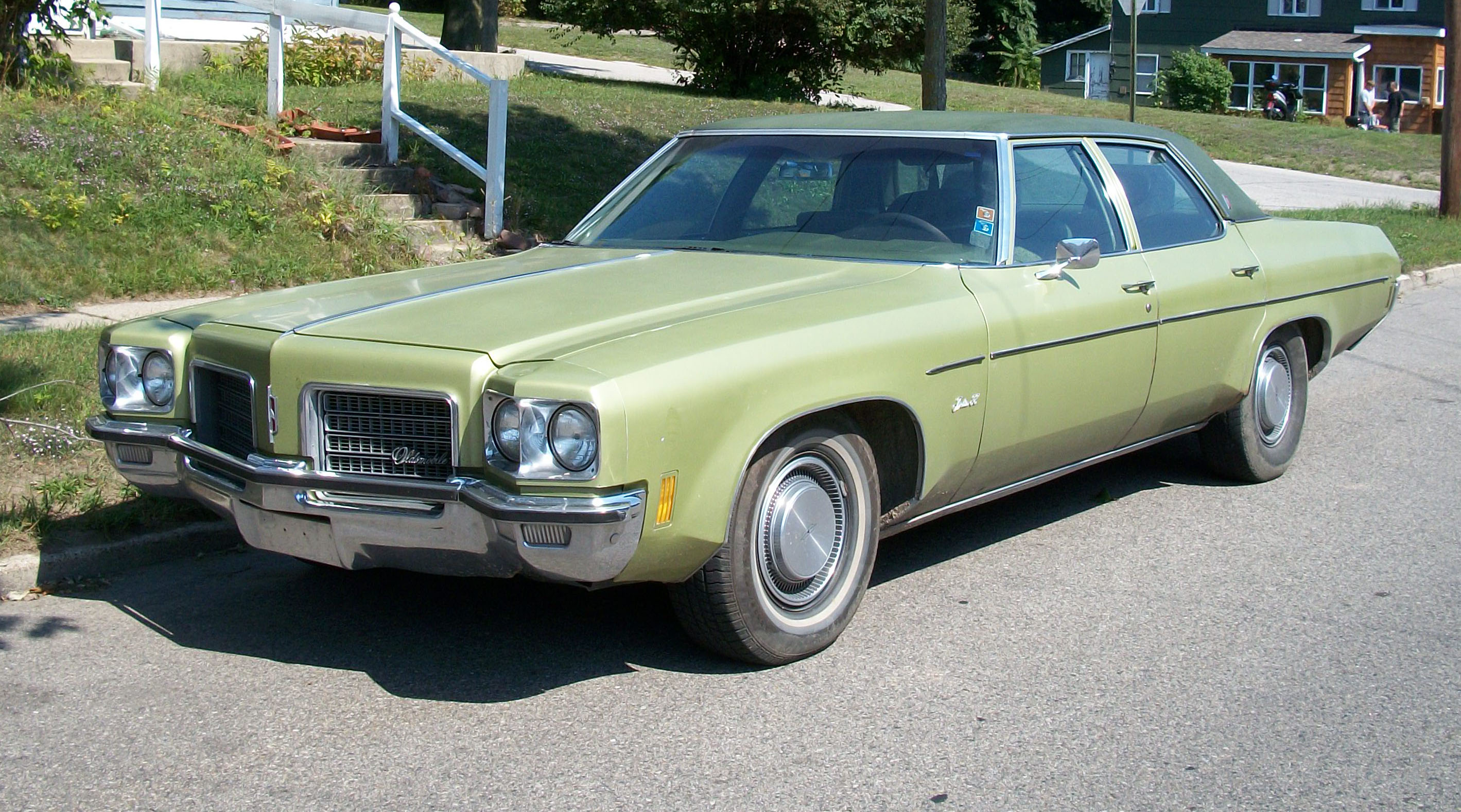 1972 Oldsmobile Delta 88 - Information and photos - MOMENTcar