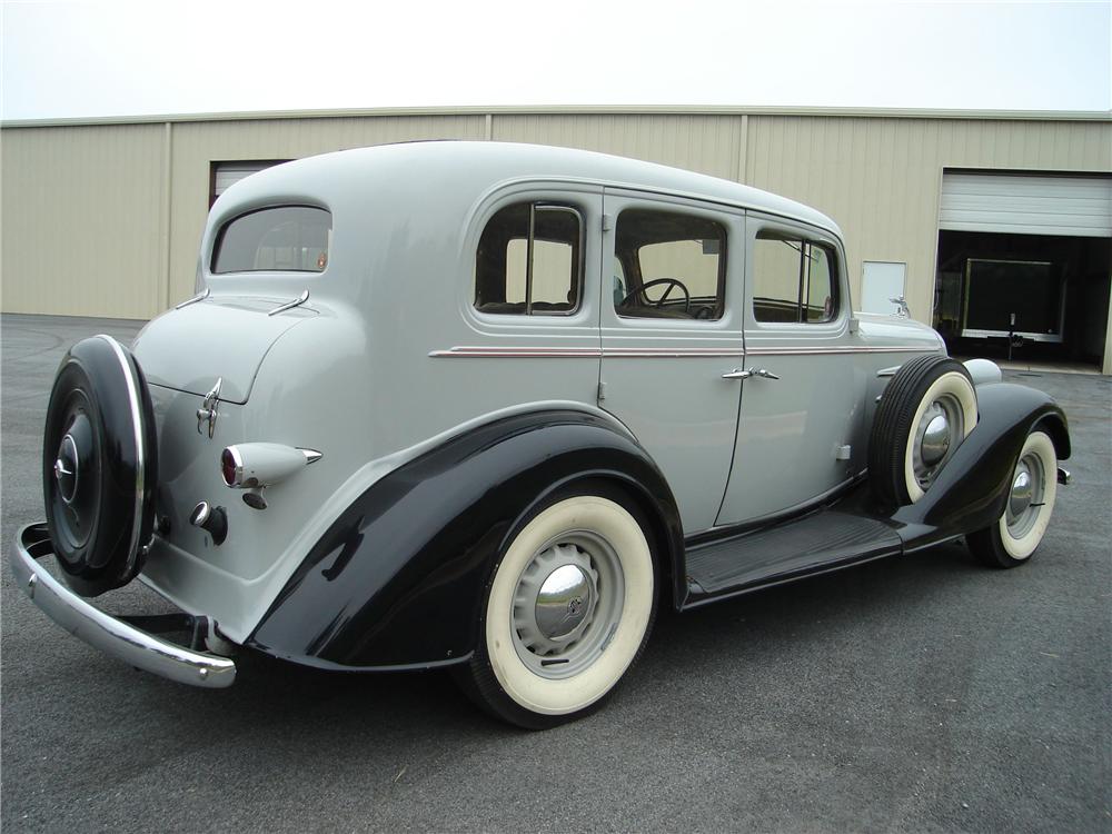 Oldsmobile Model L-34 1934 #3