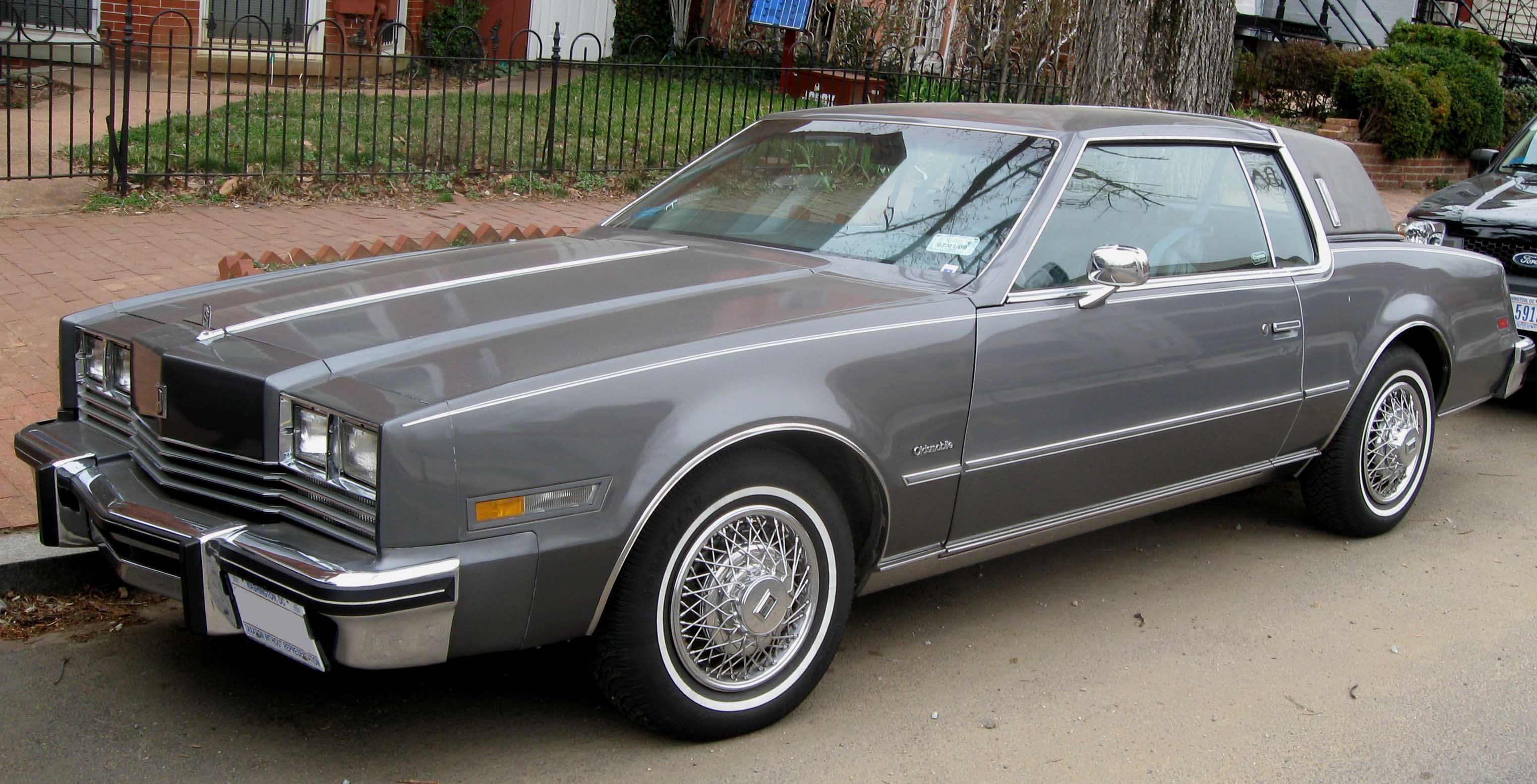 Oldsmobile Toronado 1980 #3