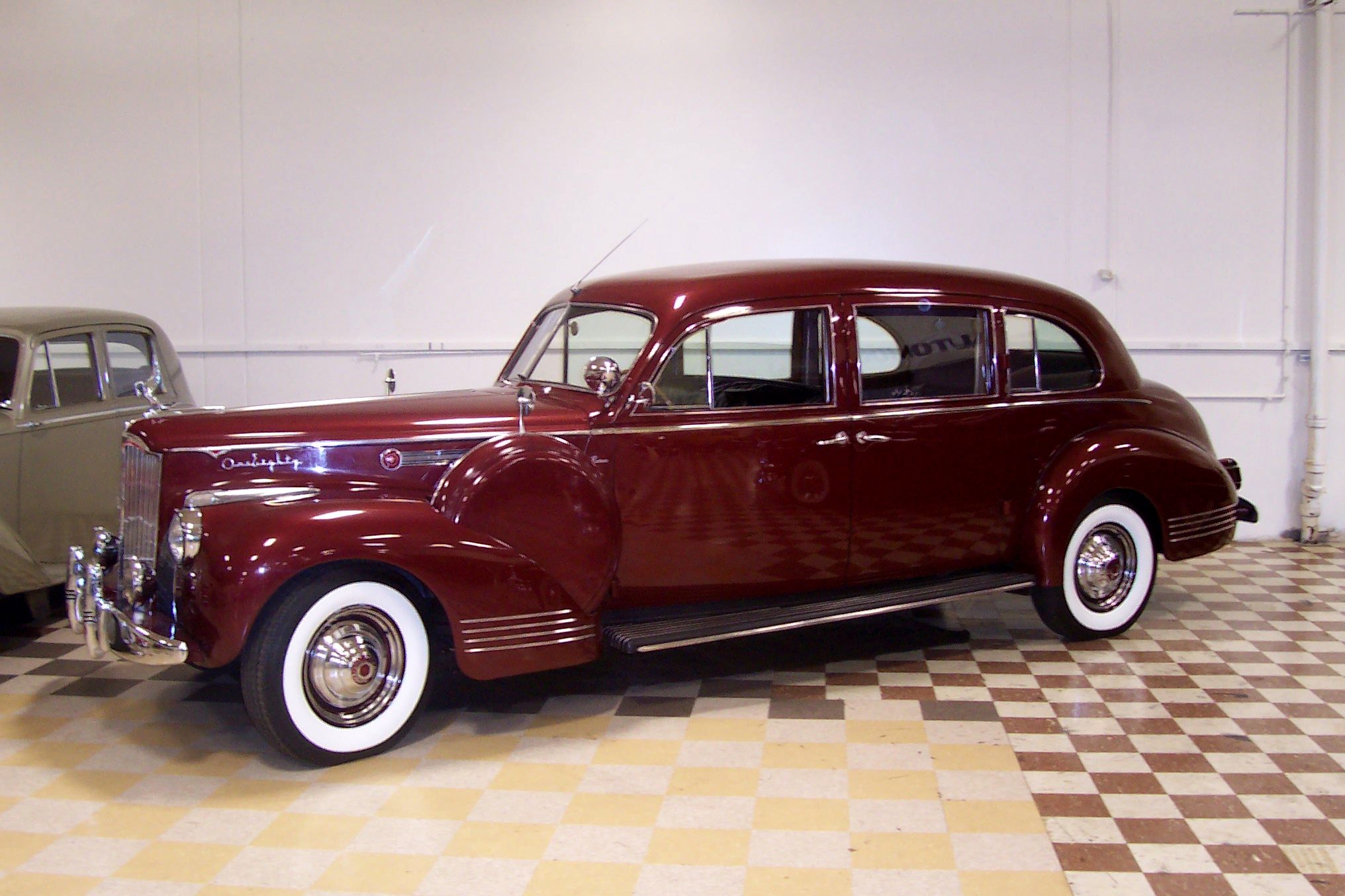Packard 180 1941 #9