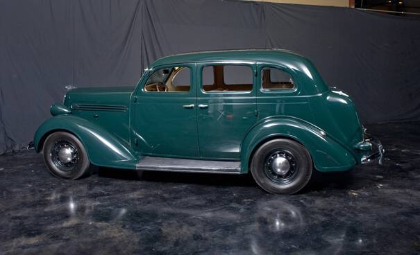 Plymouth DeLuxe 1936 #15