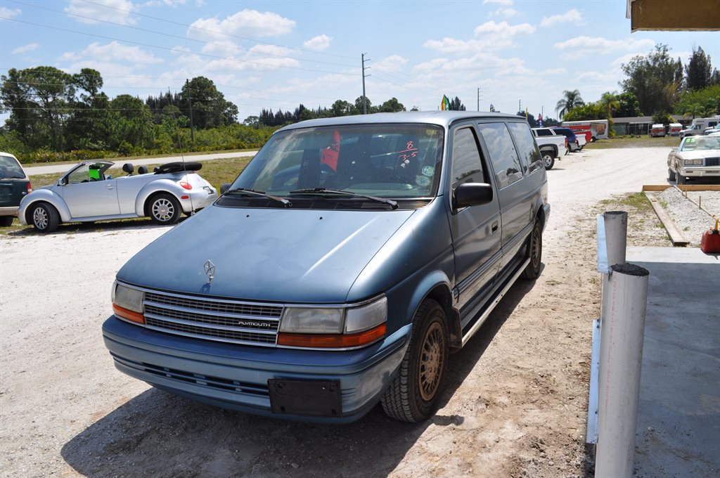 Plymouth Grand Voyager 1993 #10